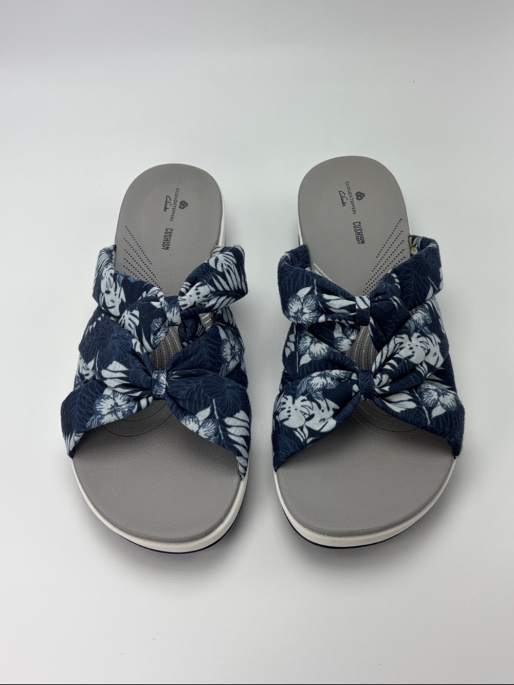Cloudsteppers by Clarks Jersey Slide Sandals Navy Floral Knot Straps - size 11
